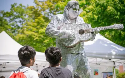Live Entertainment